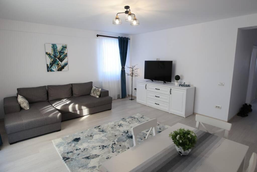 White Apartment Gura Humorului, Bucovina, Voronet Eksteriør bilde