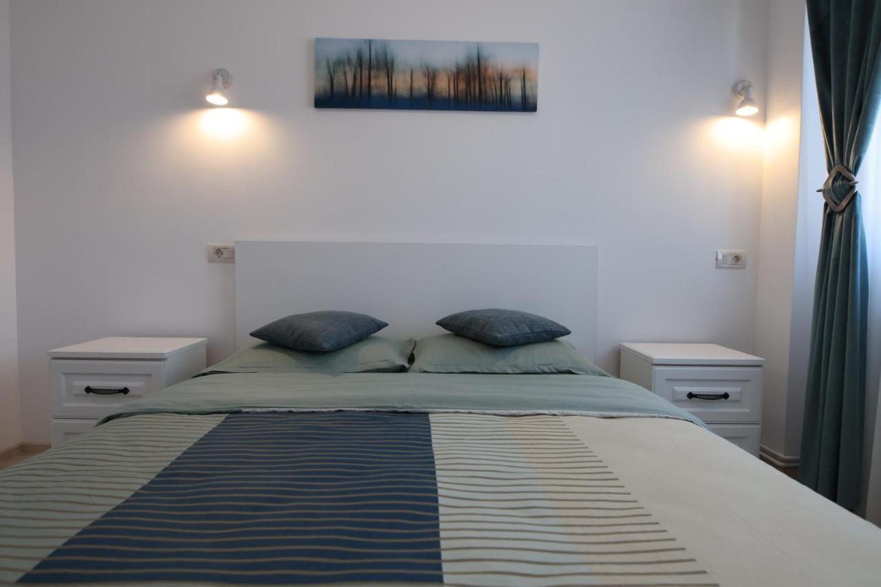 White Apartment Gura Humorului, Bucovina, Voronet Eksteriør bilde