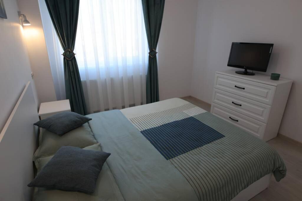 White Apartment Gura Humorului, Bucovina, Voronet Eksteriør bilde